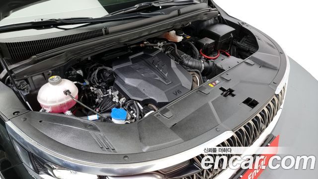 Kia Carnival 2021 thumb 7