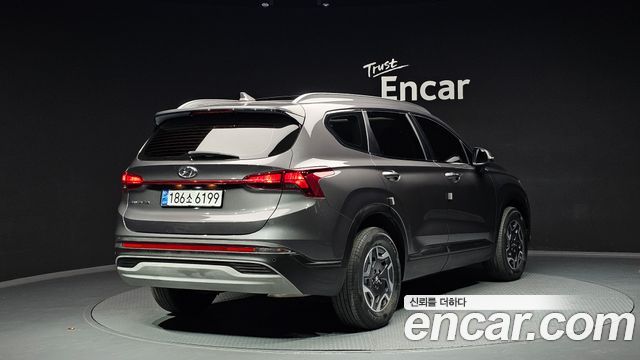 Hyundai Santa Fe 2021 thumb 3