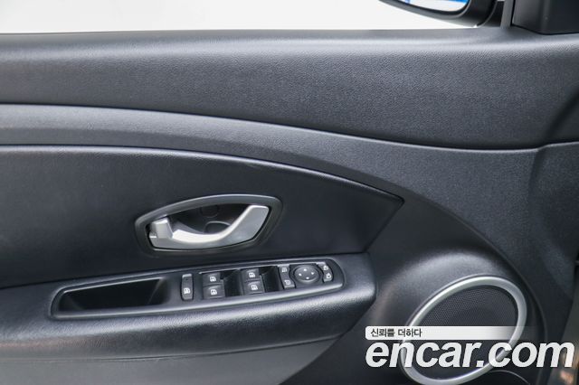 Renault Korea SM3 2013 thumb 12