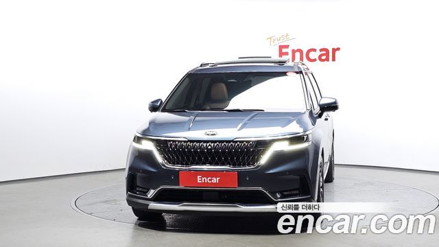 Kia Carnival 2021 thumb 4