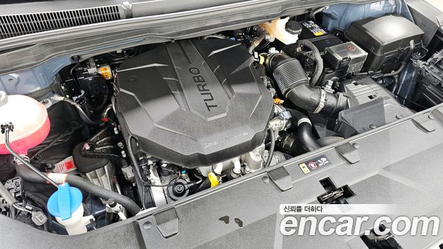Kia Carnival 2021 thumb 7