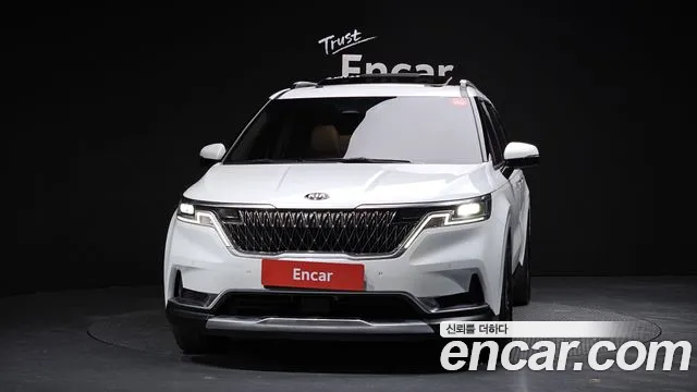 Kia Carnival 2020 thumb 4