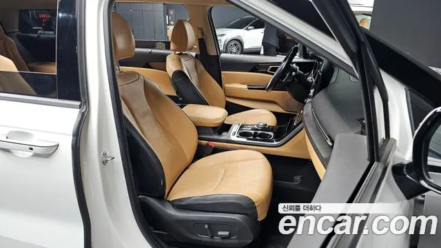 Kia Carnival 2020 thumb 11