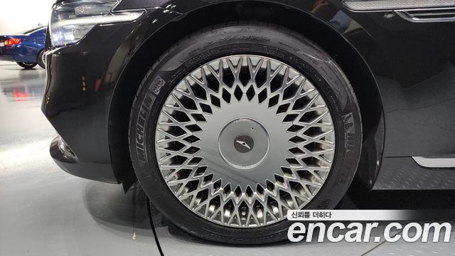Genesis G90 2019 thumb 6
