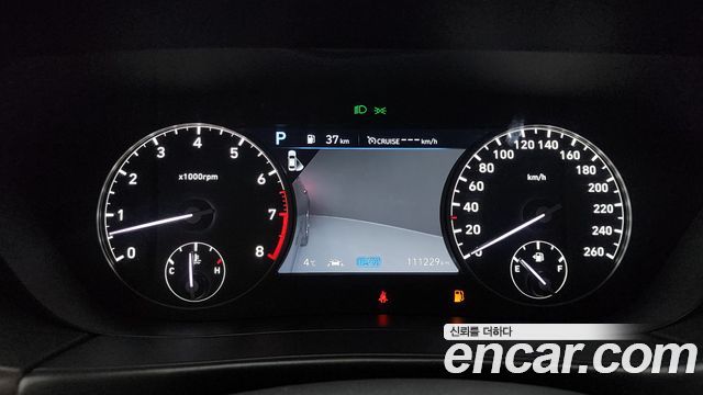 Genesis G90 2019 thumb 9