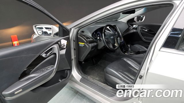 Hyundai Grandeur 2011 thumb 10