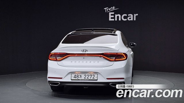 Hyundai Grandeur 2017 thumb 5