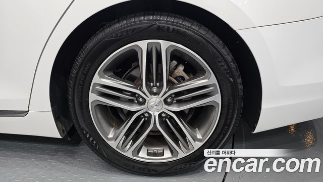 Hyundai Grandeur 2017 thumb 6