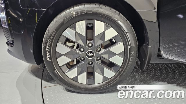 Hyundai Staria 2022 thumb 5