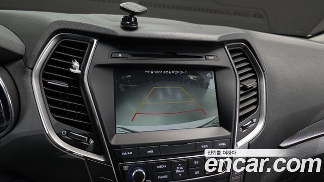 Hyundai Santa Fe 2017 thumb 12