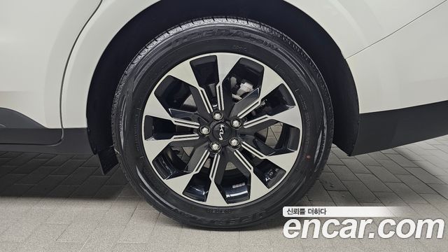 Kia Carnival 2021 thumb 5