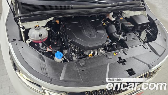 Kia Carnival 2021 thumb 6