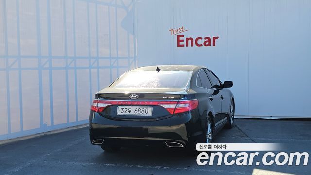 Hyundai Grandeur 2011 thumb 4