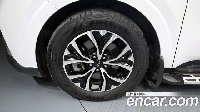 Kia Carnival 2022 thumb 6