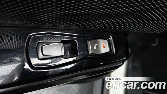 SsangYong Tivoli 2022 thumb 12