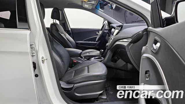 Hyundai Santa Fe 2017 thumb 11