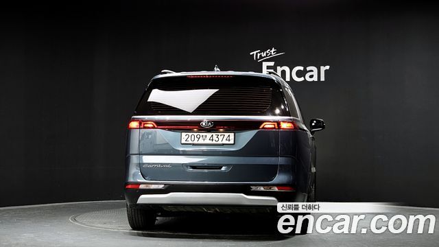 Kia Carnival 2020 thumb 5