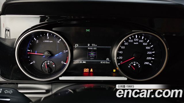 Kia Carnival 2020 thumb 9