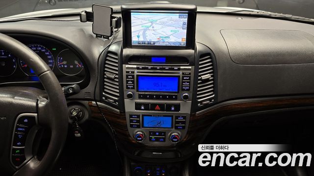 Hyundai Santa Fe 2011 thumb 11