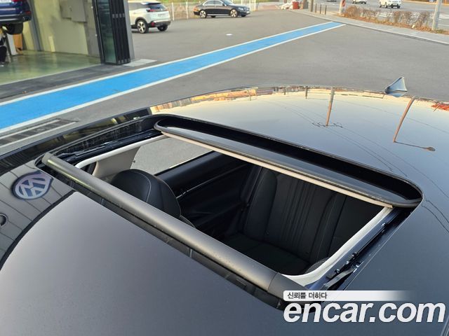 Genesis G90 2019 thumb 5