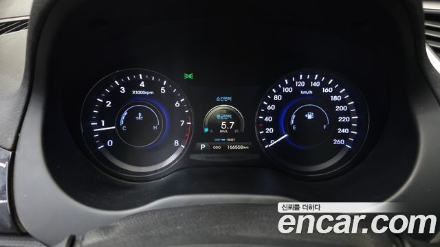Hyundai Grandeur 2013 thumb 8