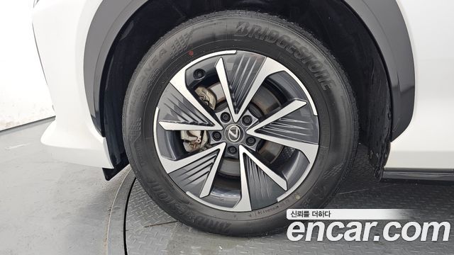 Lexus RZ 2023 thumb 6