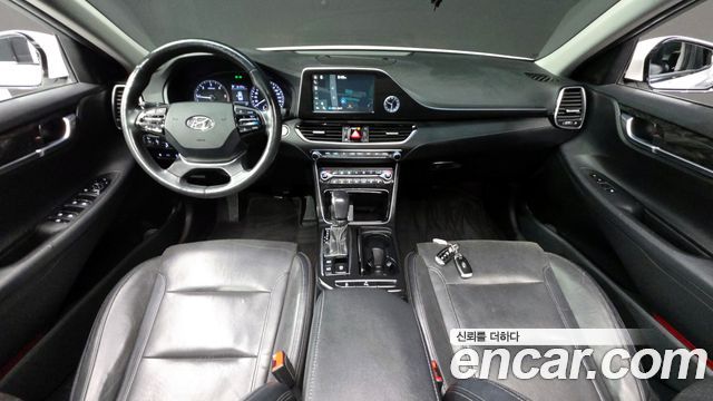 Hyundai Grandeur 2017 thumb 7