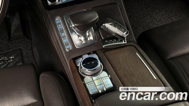 Genesis G90 2019 thumb 10