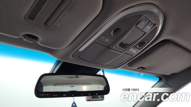 Hyundai Genesis 2016 thumb 11