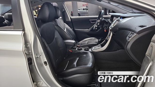 Hyundai Avante 2012 thumb 11