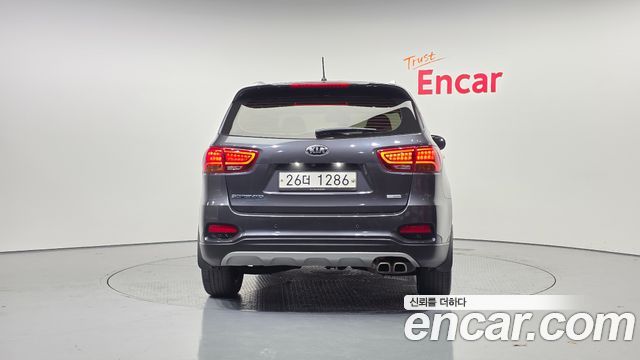 Kia Sorento 2017 thumb 4