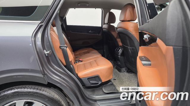 Kia Sorento 2017 thumb 11