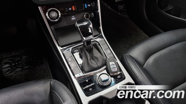 SsangYong Korando 2021 thumb 9