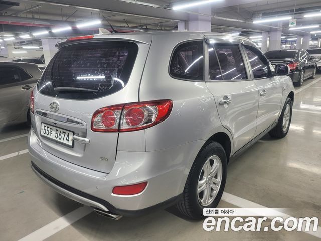 Hyundai Santa Fe 2012 thumb 3