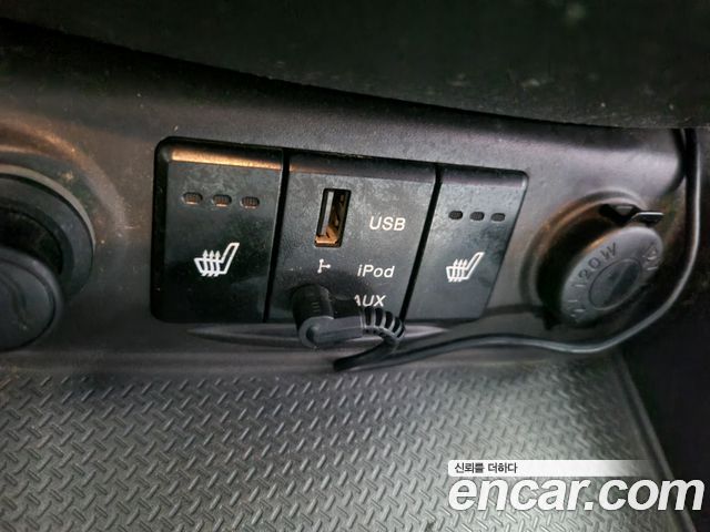 Hyundai Santa Fe 2012 thumb 7