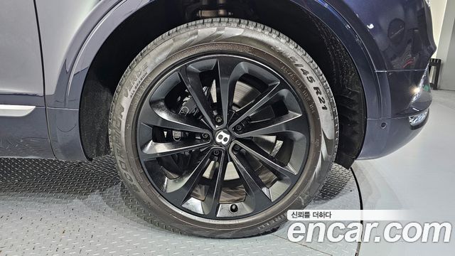 Bentley Bentayga 2020 thumb 6