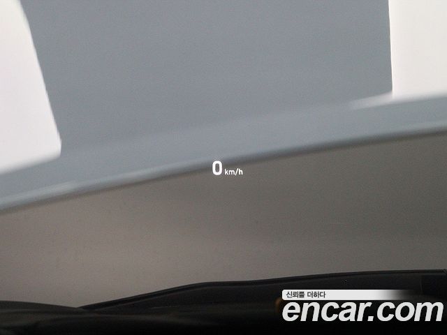Genesis G80 2016 thumb 12