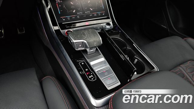 Audi RSQ8 2025 thumb 10