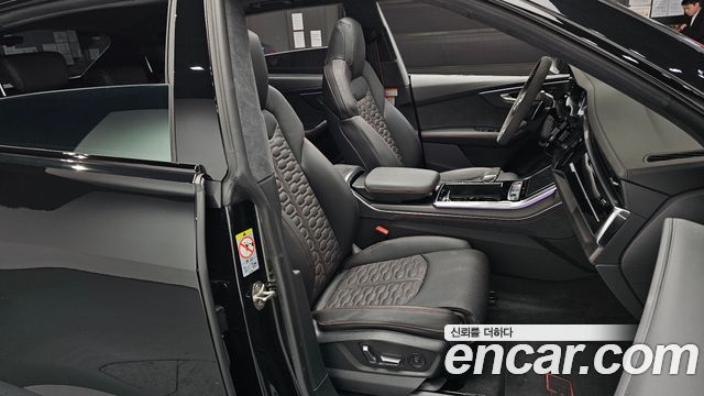 Audi RSQ8 2025 thumb 11