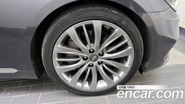 Genesis G80 2017 thumb 5