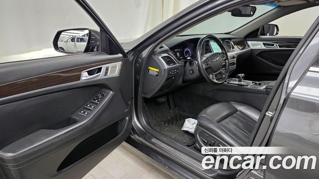 Genesis G80 2017 thumb 10