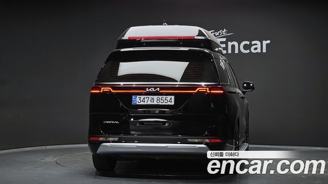 Kia Carnival 2022 thumb 4