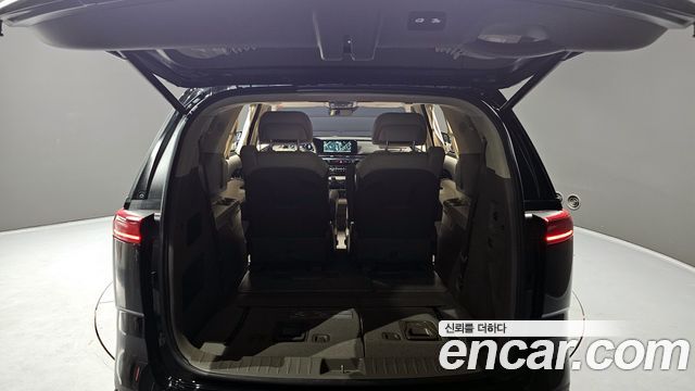 Kia Carnival 2022 thumb 11