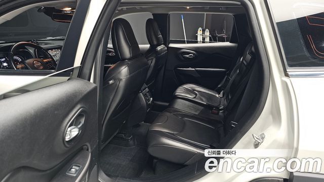 Jeep Cherokee 2019 thumb 12