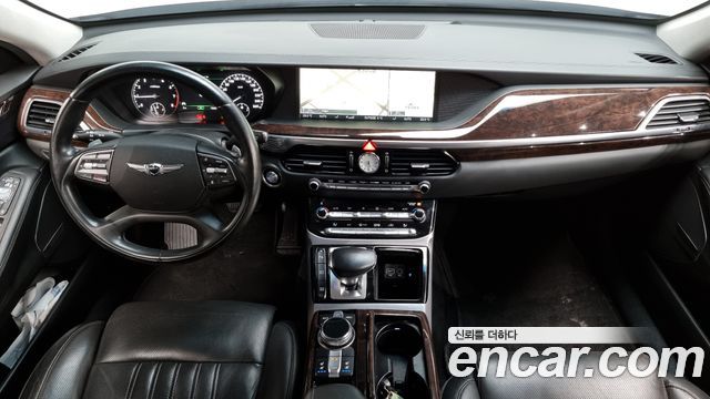 Genesis G90 2016 thumb 7
