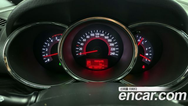 Kia Sorento 2010 thumb 8
