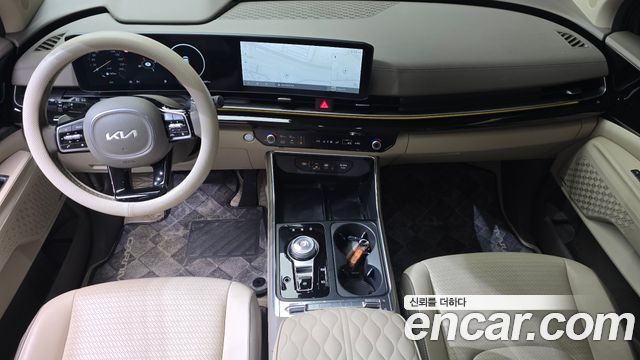 Kia Carnival 2023 thumb 8