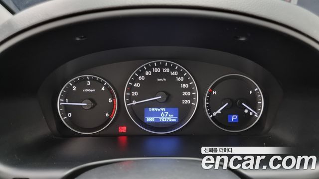 Hyundai Starex 2019 thumb 8