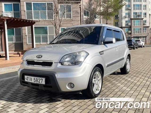 Kia Soul 2010 thumb 2