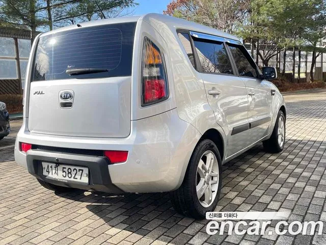 Kia Soul 2010 thumb 5